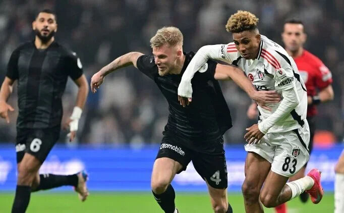 Felix Uduokhai'den maç sonu şok sözler!  Felix Uduokhai'den maç sonu şok sözler!