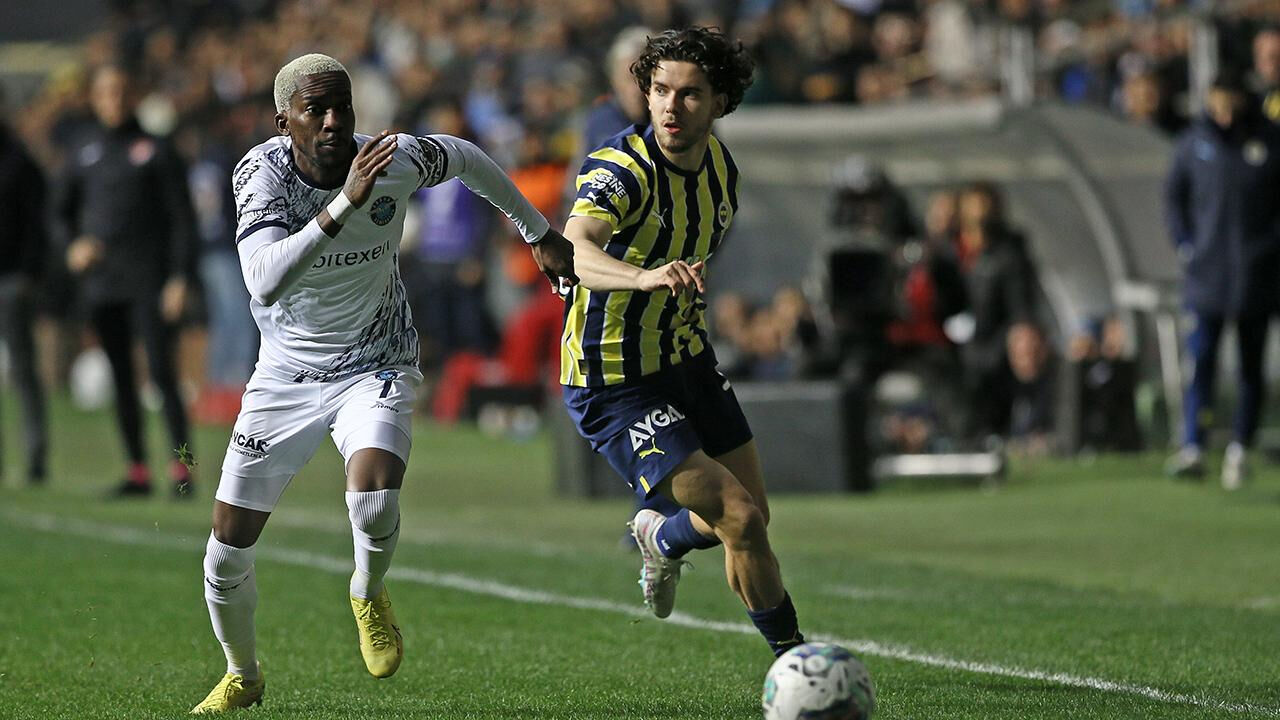 Adana Demirspor - Fenerbahçe maçı hangi kanalda, ne zaman, saat kaçta? Muhtemel ilk 11 açıklandı! - 4. Resim