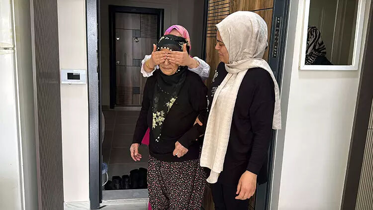 İlk doğum gününü 93 yaşında kutladı! Yaşına rağmen dış görünüşü görenleri hayran bıraktı İlk doğum gününü 93 yaşında kutladı! Yaşına rağmen dış görünüşü görenleri hayran bıraktı - 1. Resim