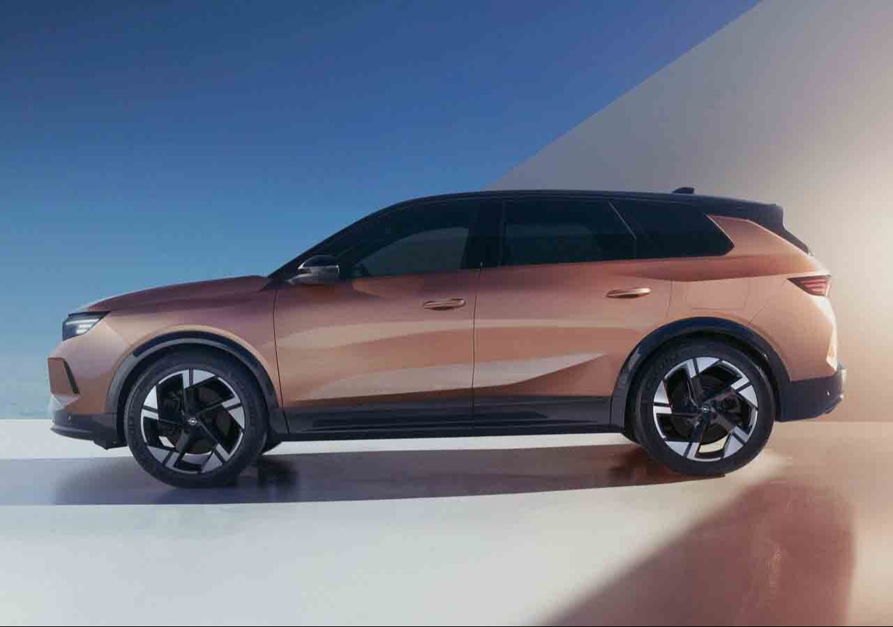 Opel Türkiye'den iddialı model! Elektrikli otomobil pazarı sıçrama yapacak - 1. Resim