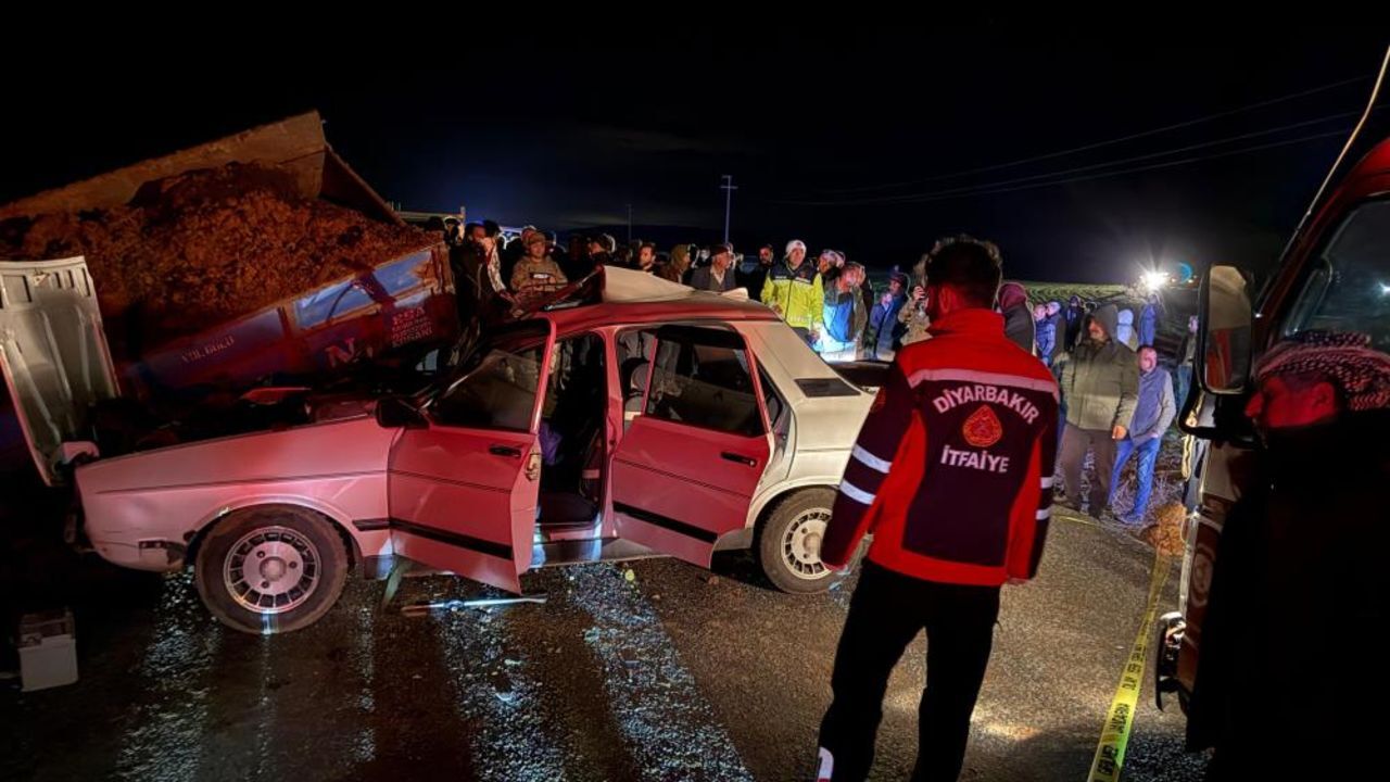 Diyarbakır&#039;da feci kaza! Ölü ve yaralılar var