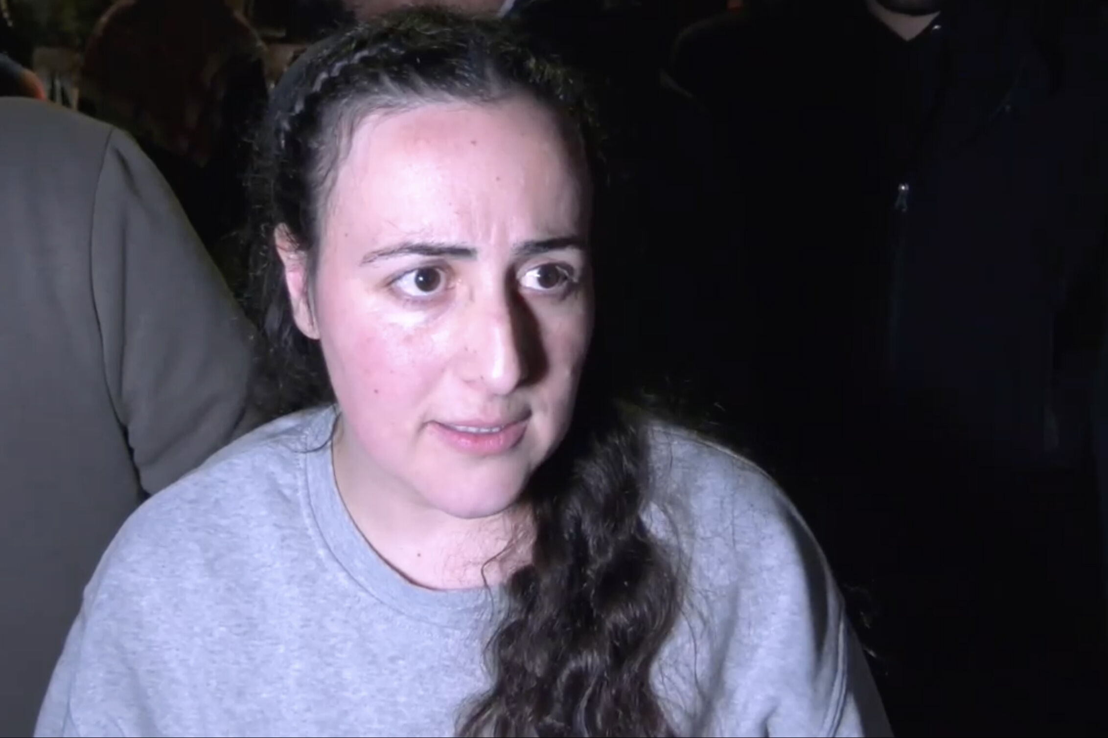 Filistinliler İsraillilere hediyeler sunarken biz saçımızdan sürüklendik! Serbest kalan kadınlar yaşadıklarını anlattı - 3. Resim