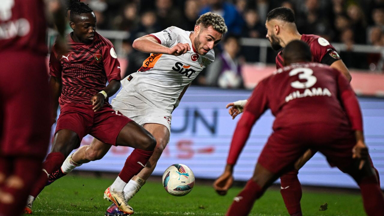 Galatasaray'da yaprak dökümü! Yönetim transferde gaza bastı Galatasaray'da yaprak dökümü! Yönetim transferde gaza bastı - 1. Resim