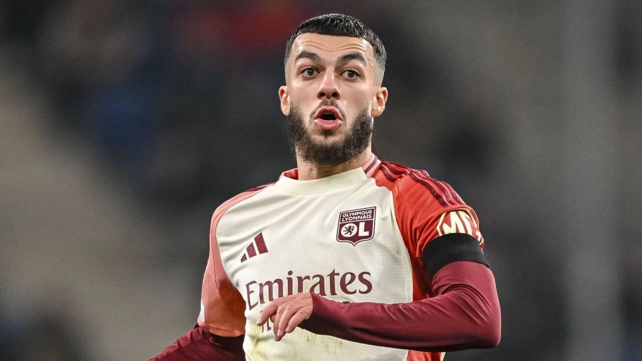 Galatasaray'da yaprak dökümü! Yönetim transferde gaza bastı Galatasaray'da yaprak dökümü! Yönetim transferde gaza bastı - 2. Resim