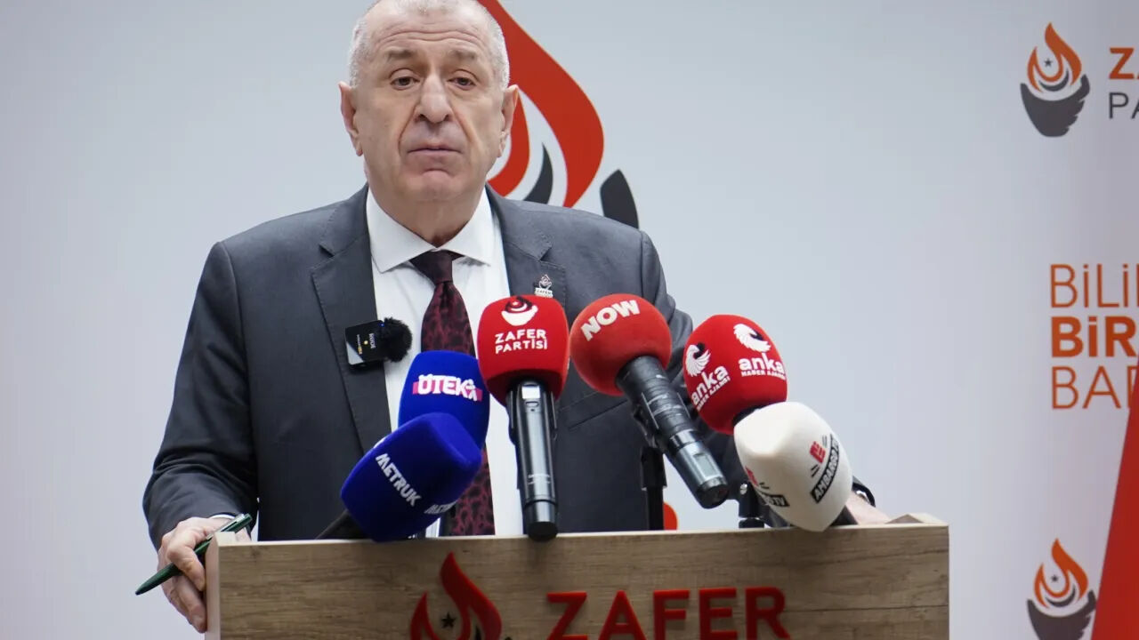 Ümit Özdağ kimdir, kaç yaşında? Ümit Özdağ hakkında soruşturma başlatıldı! Ümit Özdağ kimdir, kaç yaşında? Ümit Özdağ hakkında soruşturma başlatıldı! - 1. Resim