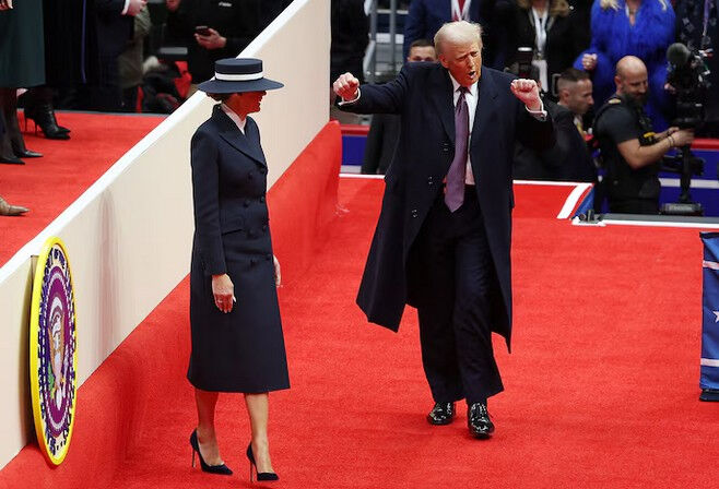 Başkan Trump'dan balkon konuşması! - 2. Resim