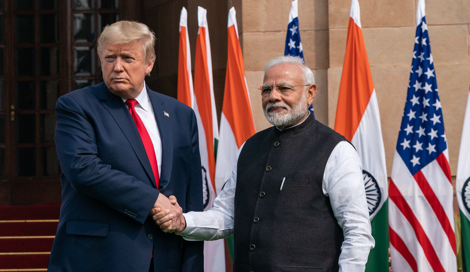 Hindistan ticaret savaşı korkusuyla göçmenler konusunda Trump’a boyun eğdi Hindistan ticaret savaşı korkusuyla göçmenler konusunda Trump’a boyun eğdi - 1. Resim