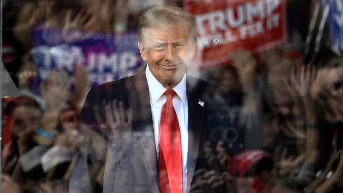 Hindistan ticaret savaşı korkusuyla göçmenler konusunda Trump’a boyun eğdi Hindistan ticaret savaşı korkusuyla göçmenler konusunda Trump’a boyun eğdi - 2. Resim