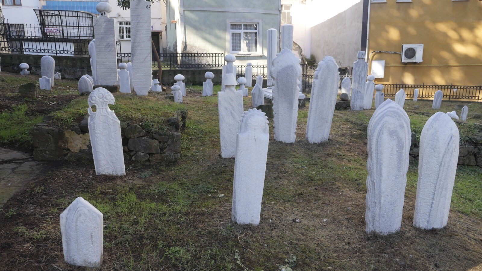 Pilot bölge tamamlandı, tarihi mezar taşları gün yüzüne çıktı Pilot bölge tamamlandı, tarihi mezar taşları gün yüzüne çıktı - 2. Resim