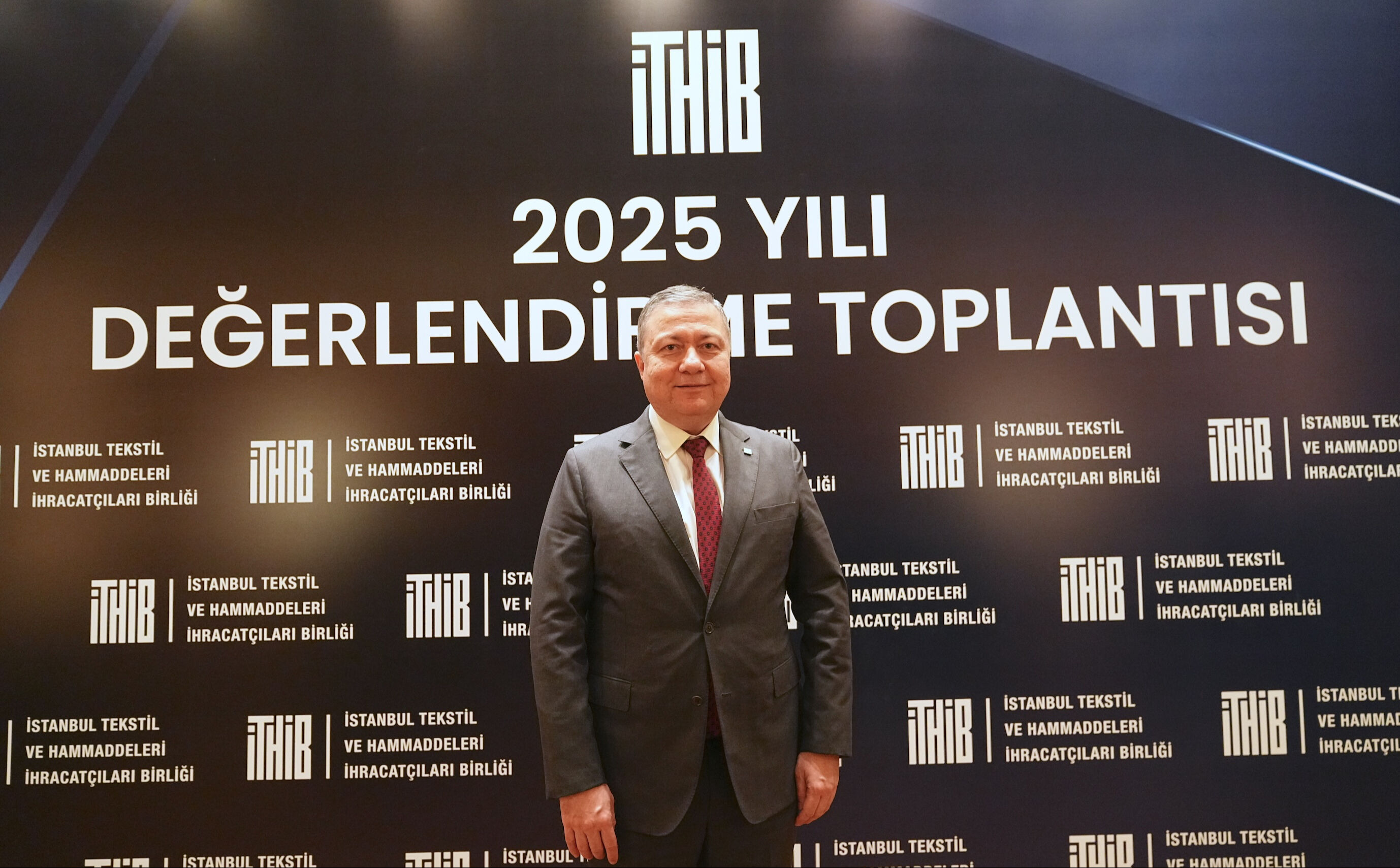 Tekstil ithalatında suistimal: İthalatta numune uygulamasına geçilmeli - 1. Resim