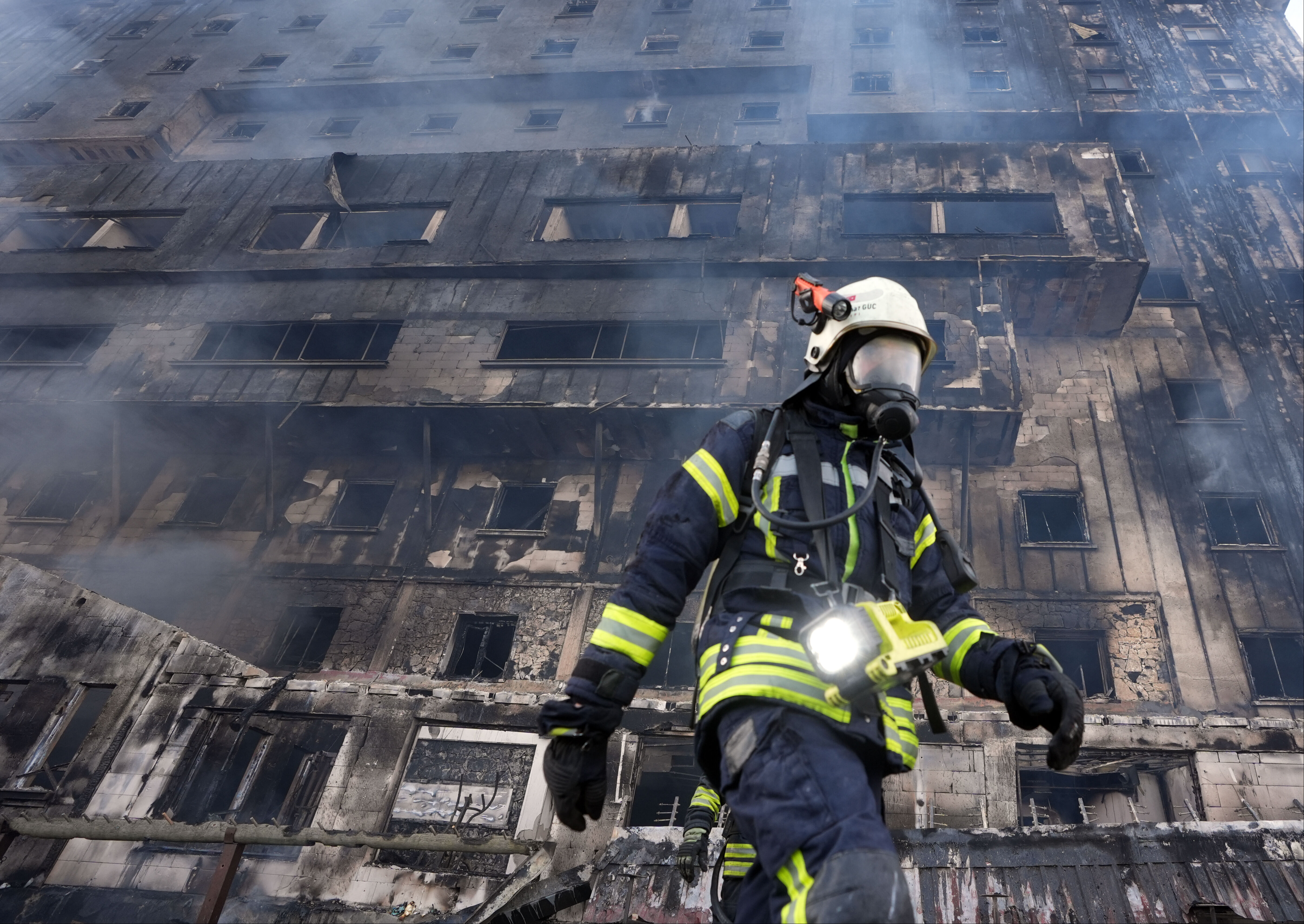Bolu'daki yangın faciasında skandal iddia! Otel AFAD ekiplerinden para istedi Bolu'daki yangın faciasında skandal iddia! Otel AFAD ekiplerinden para istedi - 2. Resim