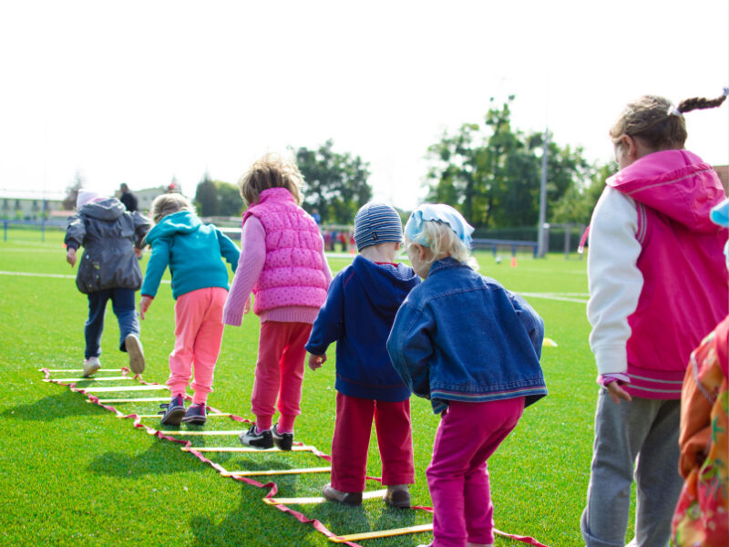 Çocuklarda kemik gelişimi için ne yapılmalı? Çocuk kemik sağlığı için ömür boyu fayda sağlayacak altın tavsiyeler Çocuklarda kemik gelişimi için ne yapılmalı? Çocuk kemik sağlığı için ömür boyu fayda sağlayacak 6 madde - 2. Resim
