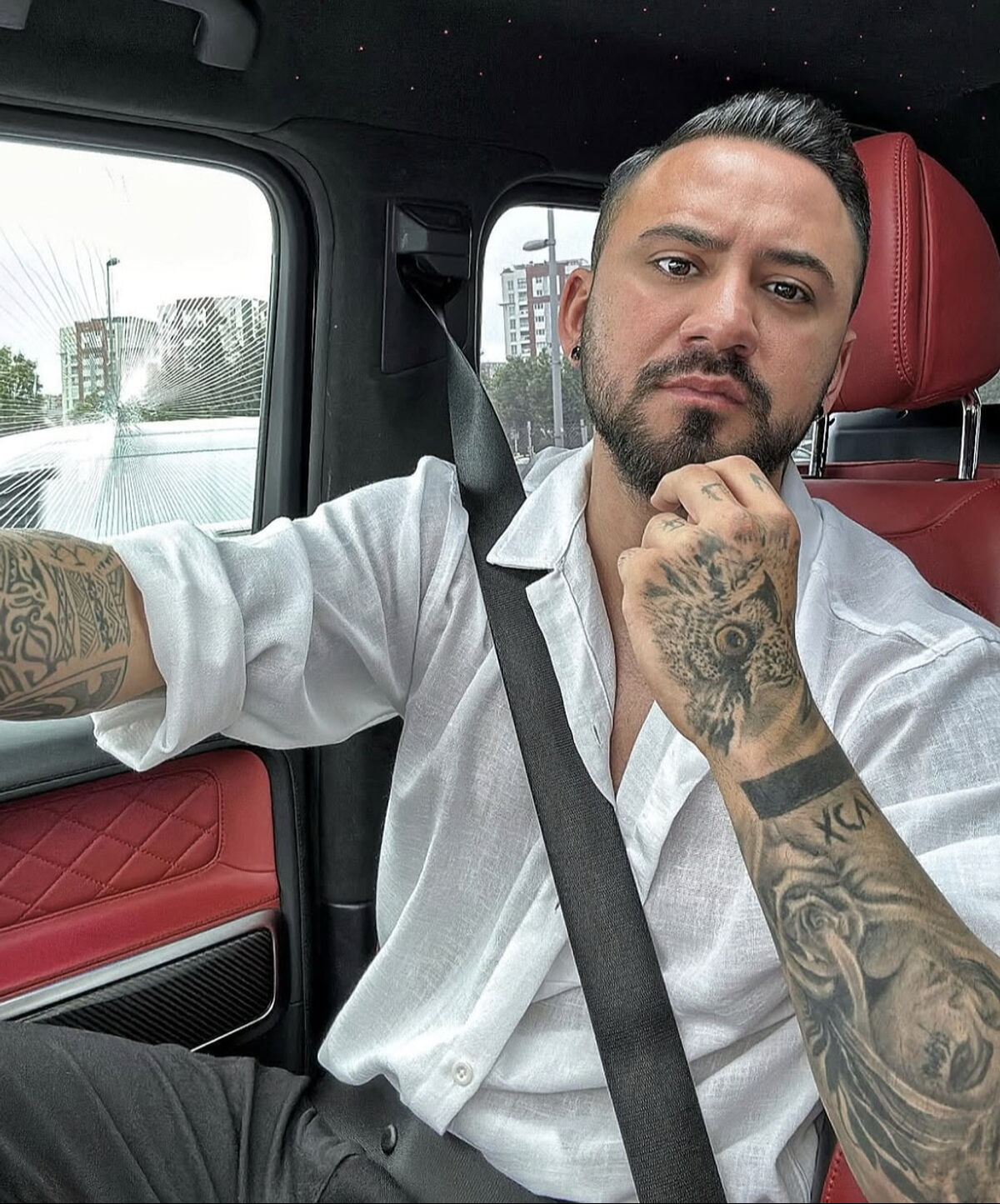 Gökhan Çıra trafik kazası geçirdi! Apar topar hastaneye kaldırıldı - 2. Resim