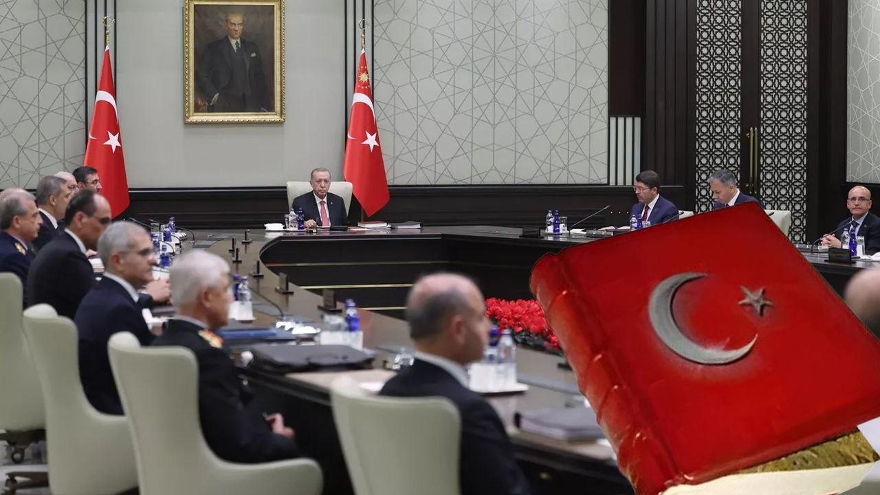 Kırmızı Kitap nedir, ne anlama geliyor? Devletin gizli anayasası güncellenecek Kırmızı Kitap nedir, ne anlama geliyor? Devletin gizli anayasası güncellenecek - 2. Resim