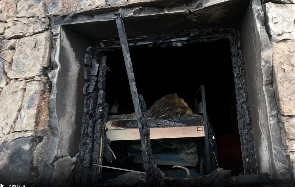 Yanan otelin içi dron ile görüntülendi! Dehşetin boyutu gözler önünde - 2. Resim