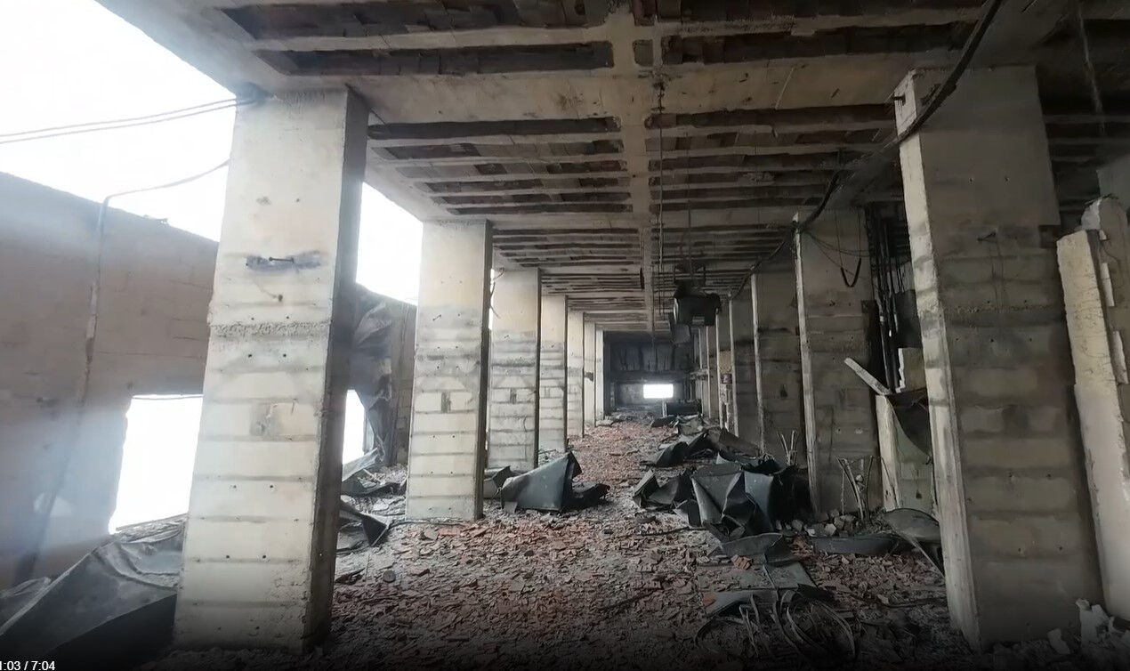 Yanan otelin içi dron ile görüntülendi! Dehşetin boyutu gözler önünde - 1. Resim