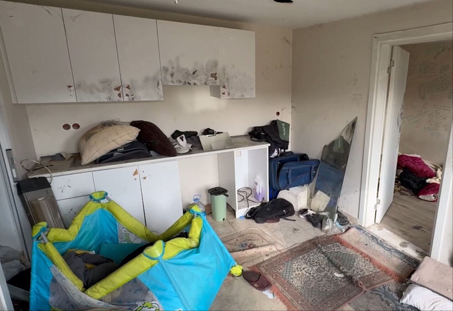 2 kardeşin prefabrik evde cesedi bulundu! Sebebi ortaya çıktı 2 kardeşin prefabrik evde cesedi bulundu! Sebebi ortaya çıktı - 1. Resim