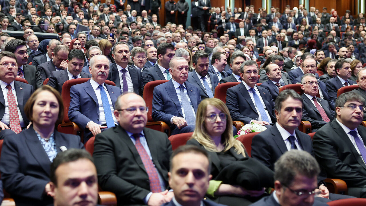 Cumhurbaşkanı Erdoğan yargıda reform maddelerini duyurdu: Duruşmalara 2 ay sınırı, magandalara ceza artışı... - 1. Resim