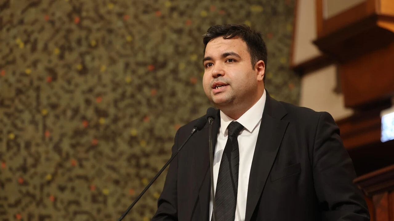 Ömer Rasim Şişman kimdir, nereli? Beşiktaş Belediyesi Başkan Vekili Ömer Rasim Şişman oldu Ömer Rasim Şişman kimdir, nereli? Beşiktaş Belediyesi Başkan Vekili Ömer Rasim Şişman oldu - 1. Resim