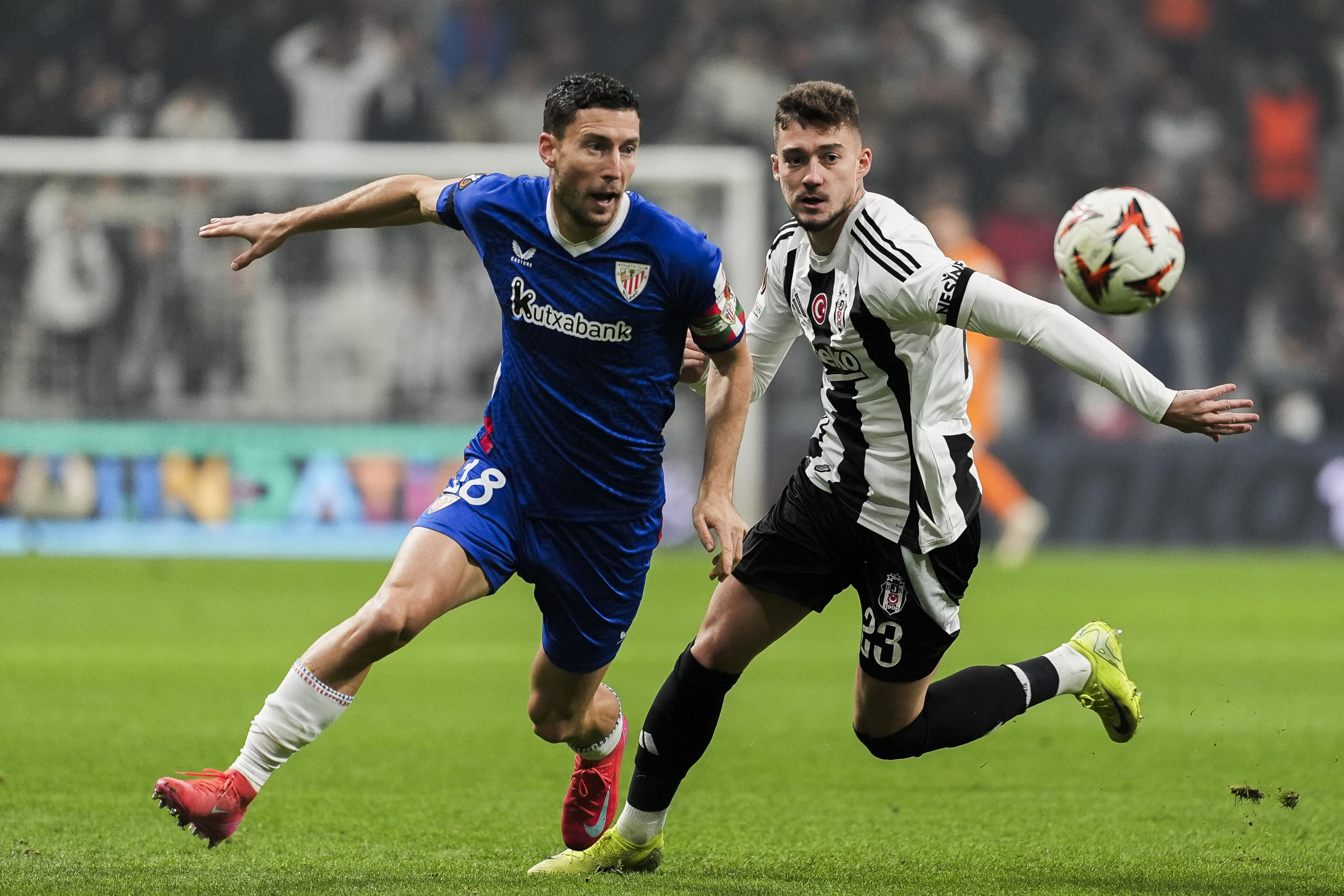 Spor yazarları Beşiktaş - Athletic Bilbao maçını değerlendirdi: Siyah ile beyaz kadar farklı - 2. Resim