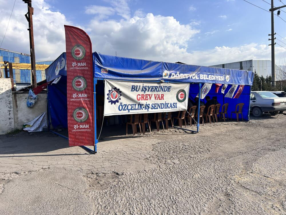 Teklif edilen rakama tepki gösterdiler! Yolbulan Metal çalışanları 211 gündür grevde - 1. Resim