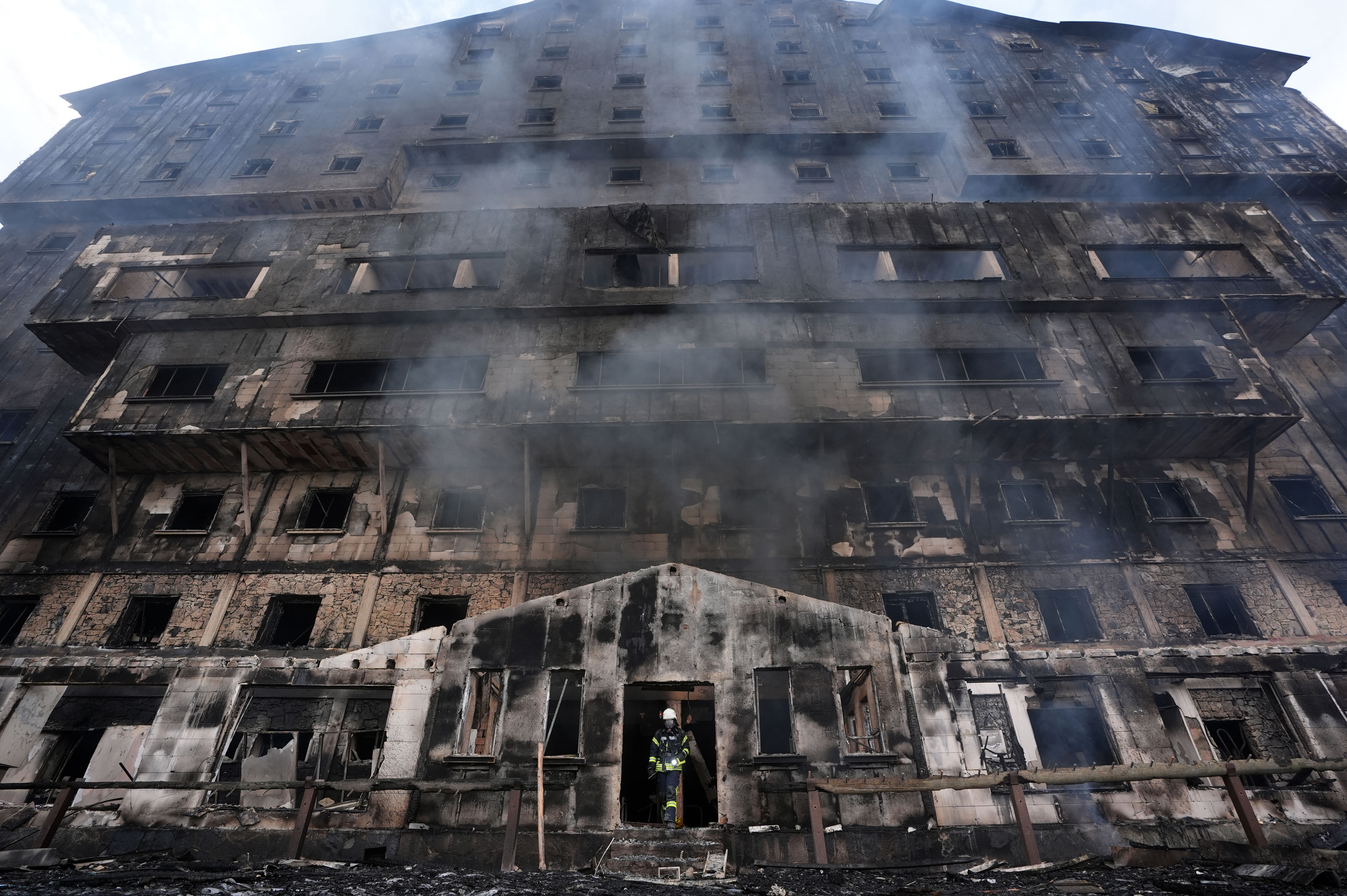 Yangında hayatını kaybedenlerin kimlikleri tespit edildi! Can kaybı 78 - 3. Resim