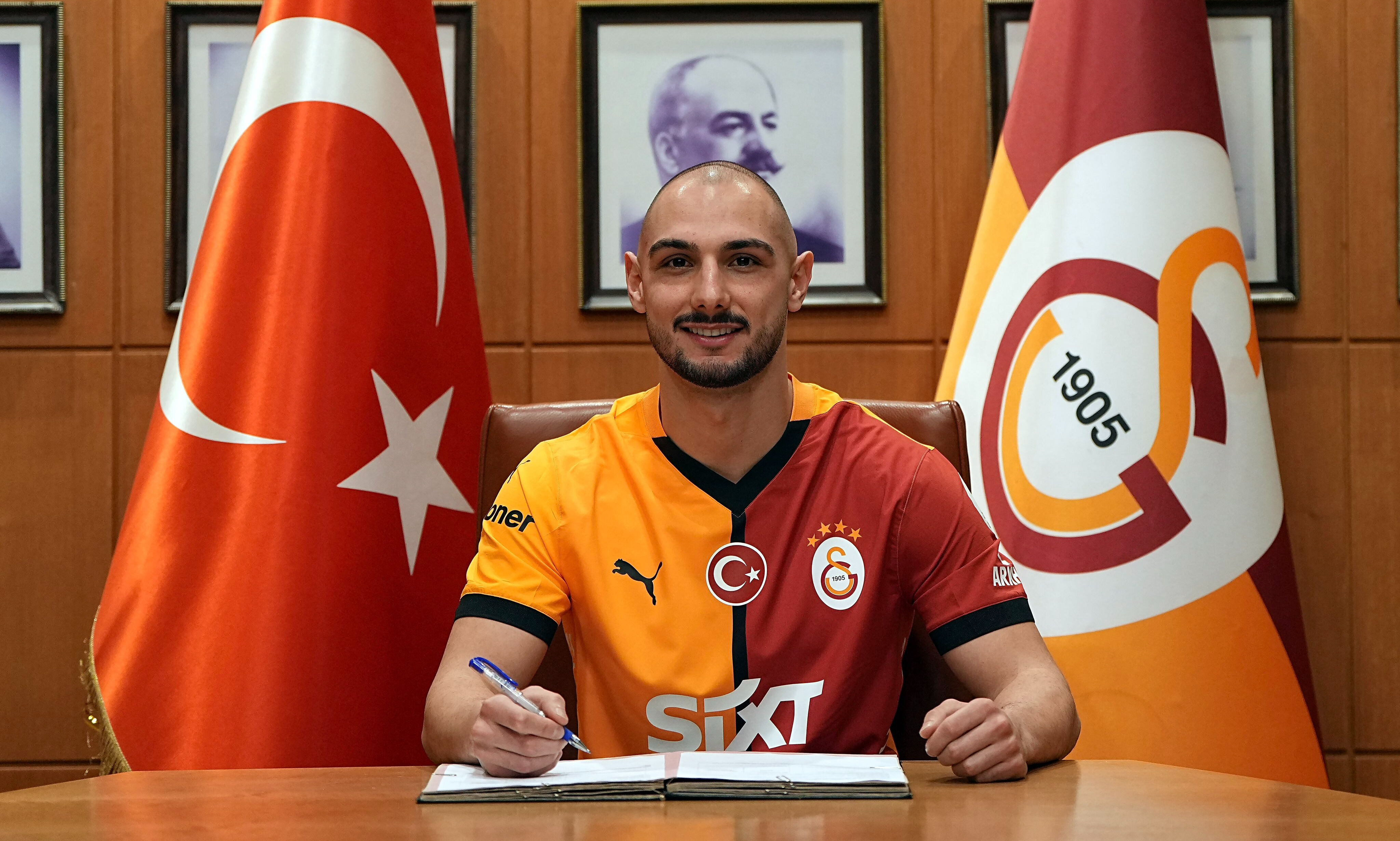 Galatasaray'dan Ahmed Kutucu paylaşımı: Çocukluk aşkına hoş geldin - 5. Resim