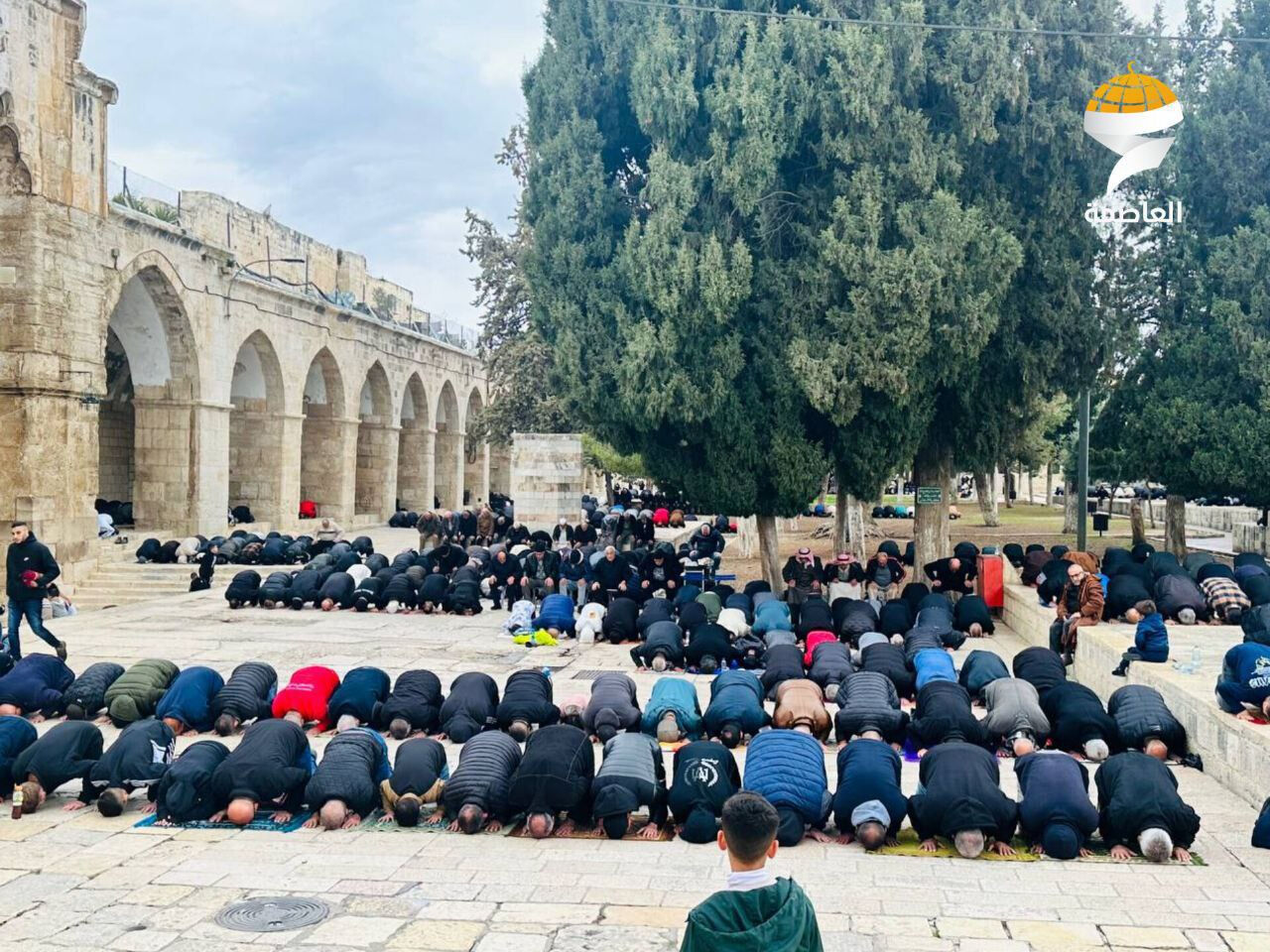 Gazze'de ateşkes sonrası ilk Cuma: Binlerce Müslüman Mescid-i Aksa'ya akın etti - 1. Resim