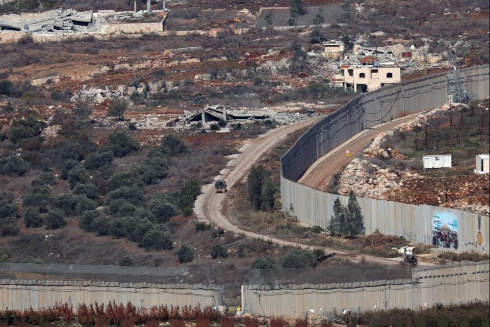 İsrail'den geri adım: Lübnan'dan çekilme ertelendi - 1. Resim