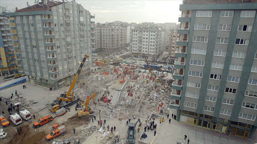 Konya Zümrüt Apartmanı ne zaman çöktü? 21 yıl sonra yeniden hatırlandı - 1. Resim