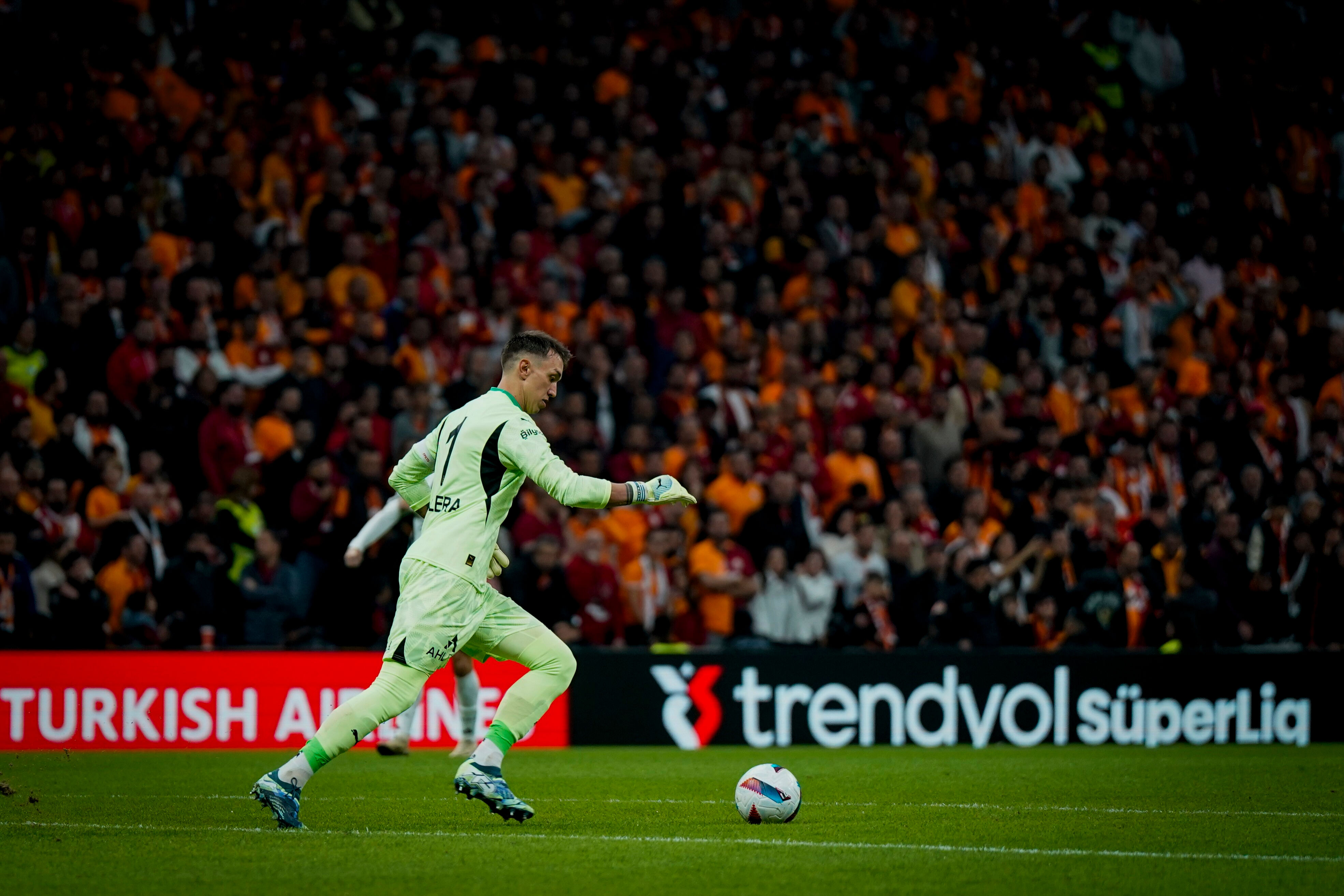 Ligde 428 maçta oynadı! Fernando Muslera rekor için sahada - 2. Resim