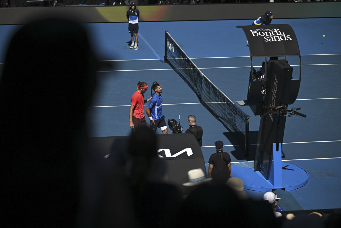 Novak Djokovic neden Avustralya Açık 2025'ten çekildi? Yarı final maçını bırakınca yuhalandı Novak Djokovic neden Avustralya Açık 2025'ten çekildi? Yarı final maçını bırakınca yuhalandı - 1. Resim