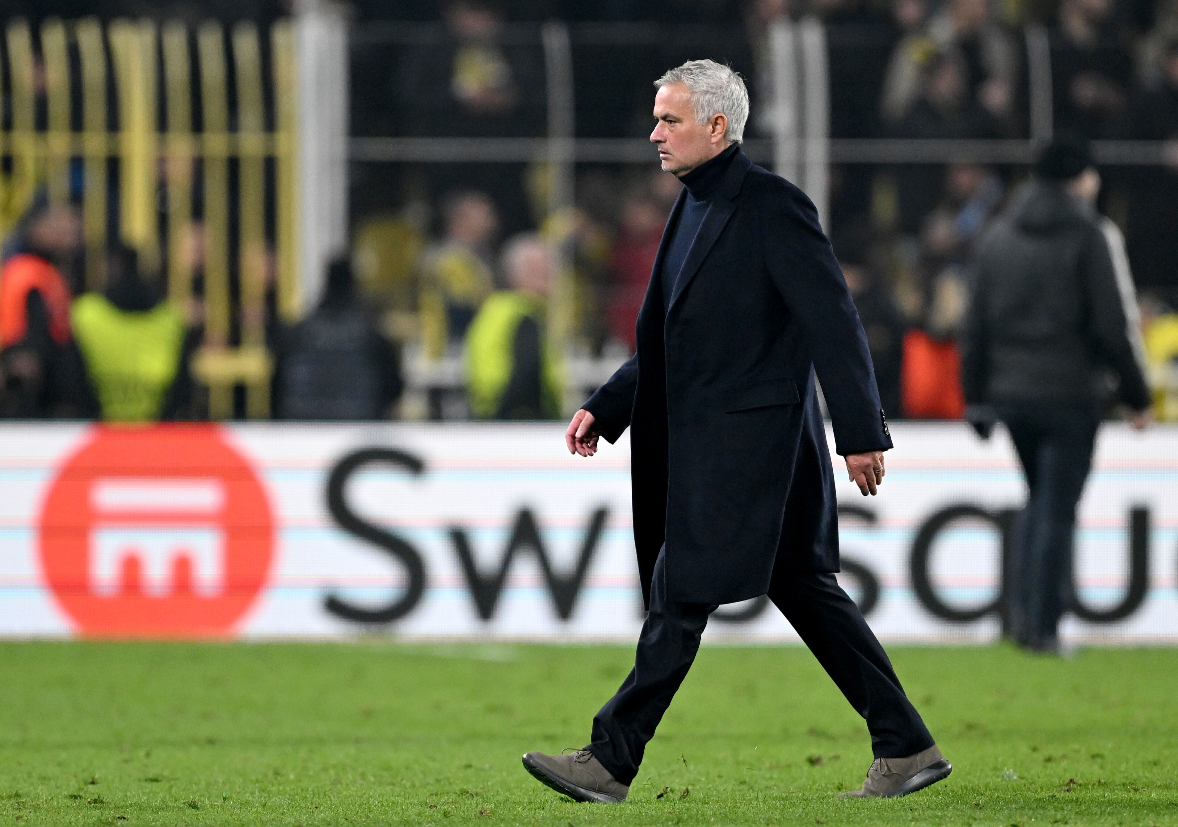 Spor yazarları Fenerbahçe - Lyon maçını kaleme aldı! Yazarlar neler dedi? - 1. Resim