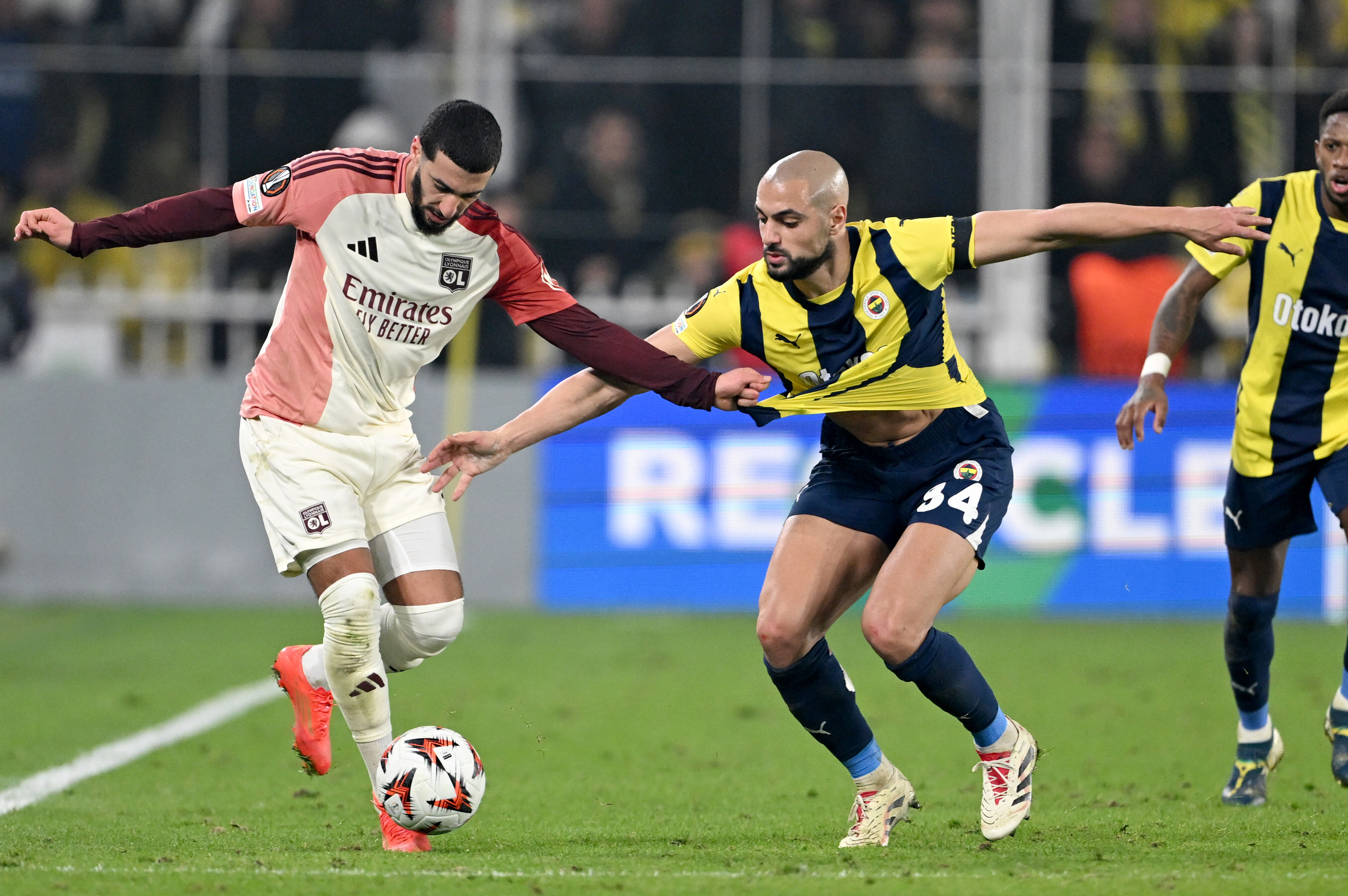 Spor yazarları Fenerbahçe - Lyon maçını kaleme aldı! Yazarlar neler dedi? - 5. Resim