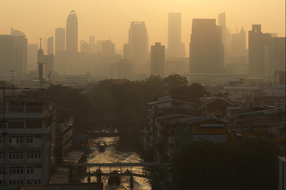 Tayland hava kirliliğiyle mücadele için toplu taşımayı ücretsiz yaptı! Tayland hava kirliliğiyle mücadele için toplu taşımayı ücretsiz yaptı! - 1. Resim