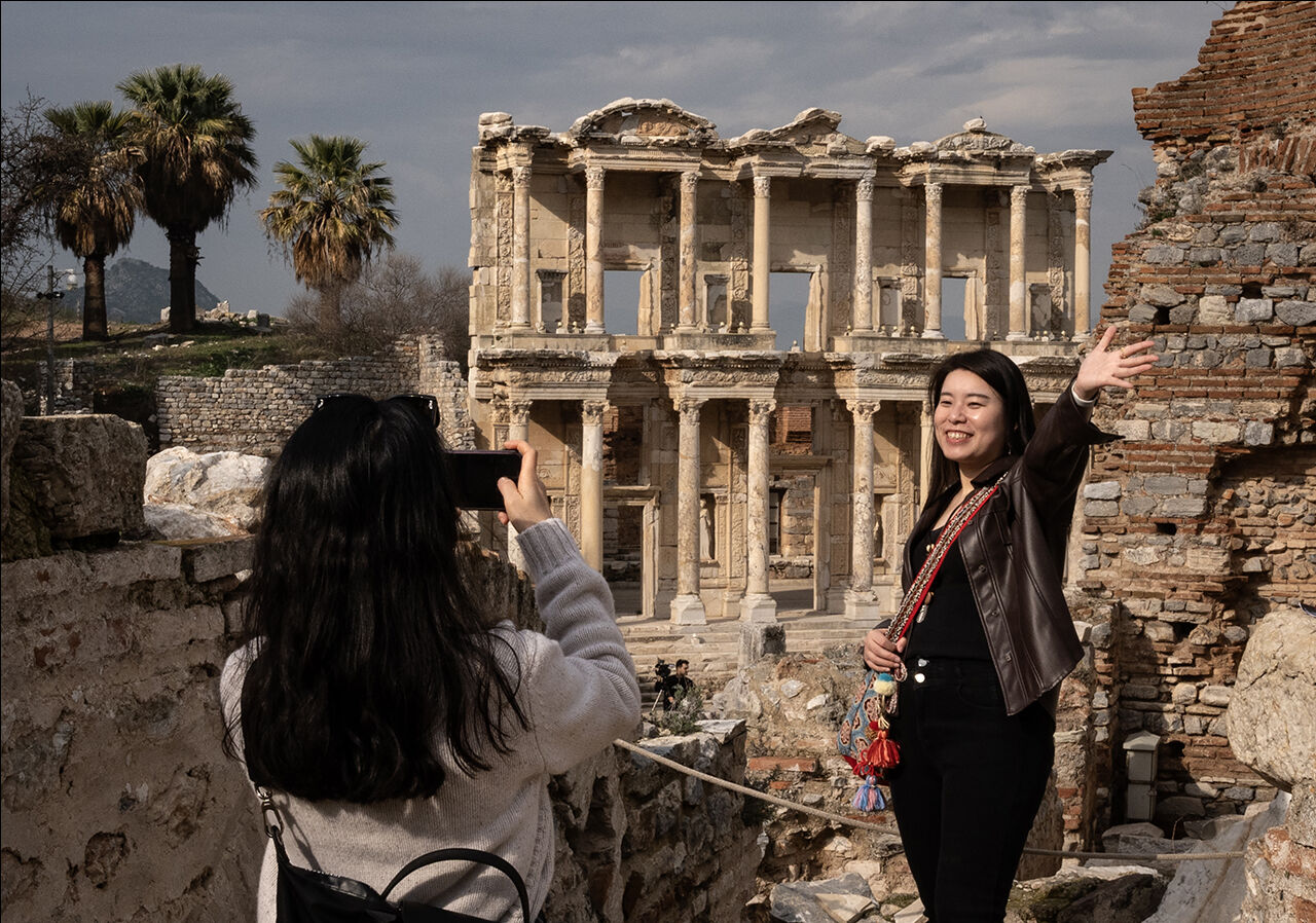Ziyaretçi rekoru Efes'te! Tarihindeki en yüksek sayıya 2024'te ulaştı - 1. Resim