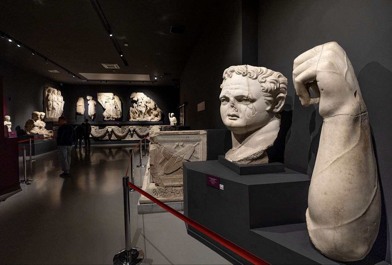 Ziyaretçi rekoru Efes'te! Tarihindeki en yüksek sayıya 2024'te ulaştı - 7. Resim