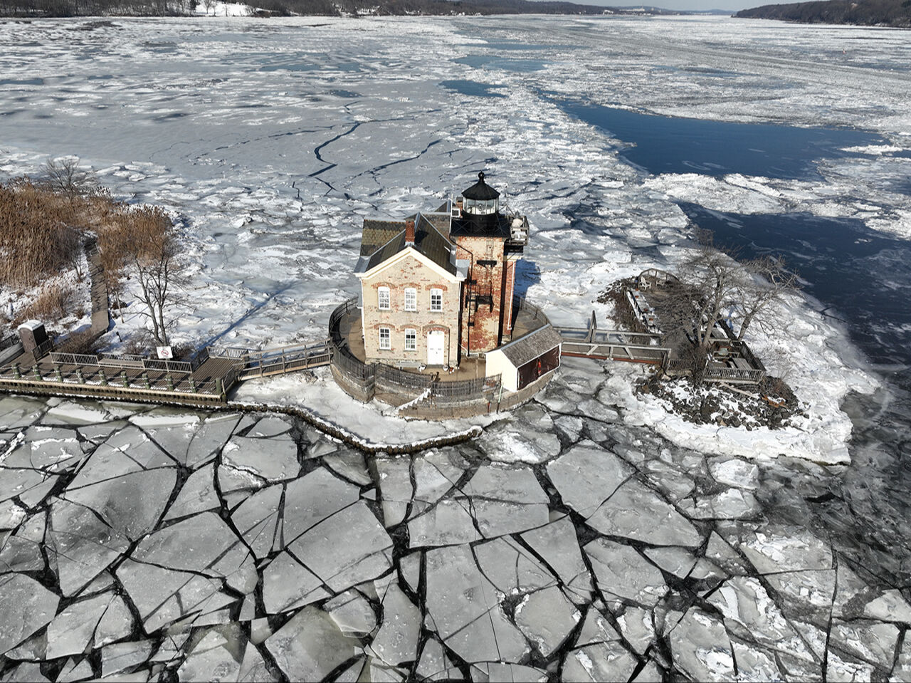 Donan Hudson Nehri'nde kartpostallık fotoğraflar! Saugerties Deniz Feneri 150 yıldır hizmet veriyor - 3. Resim