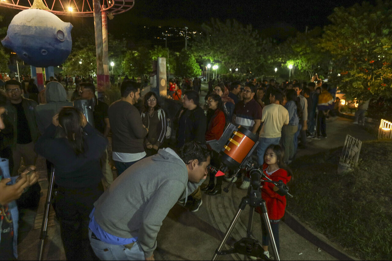 Gezegenlerin hizalanması saat kaçta? 25 Ocak 2025 gezegen dizilimi bu akşam! Gezegenlerin hizalanması saat kaçta? 25 Ocak 2025 gezegen dizilimi bu akşam! - 3. Resim