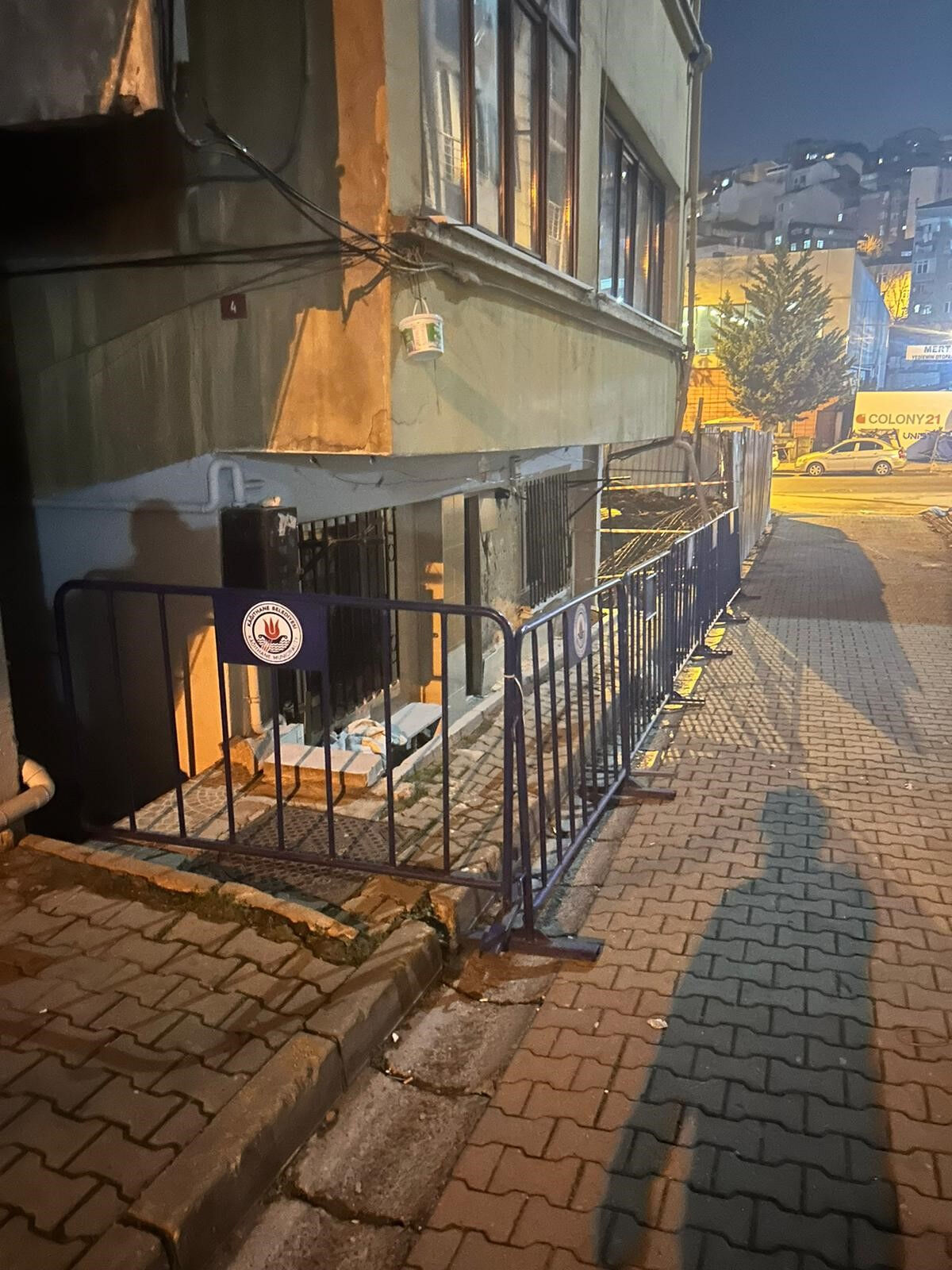 İki ilde hasarlı bina operasyonu! Tüm sakinler tahliye edildi - 3. Resim