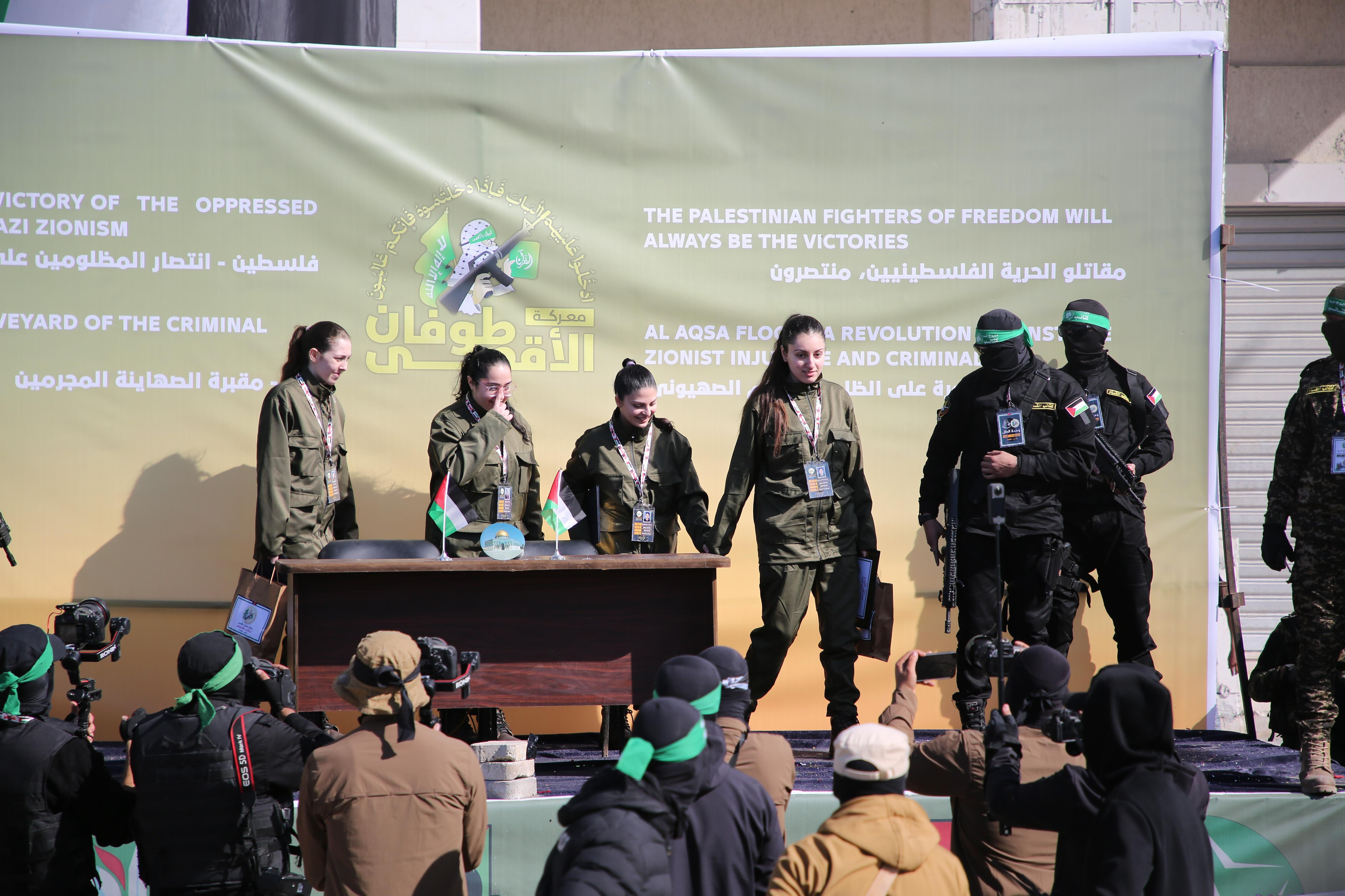 İsrail-Hamas ateşkesinde yeni gelişme: 200 Filistinli özgürlüğü kutluyor! - 1. Resim