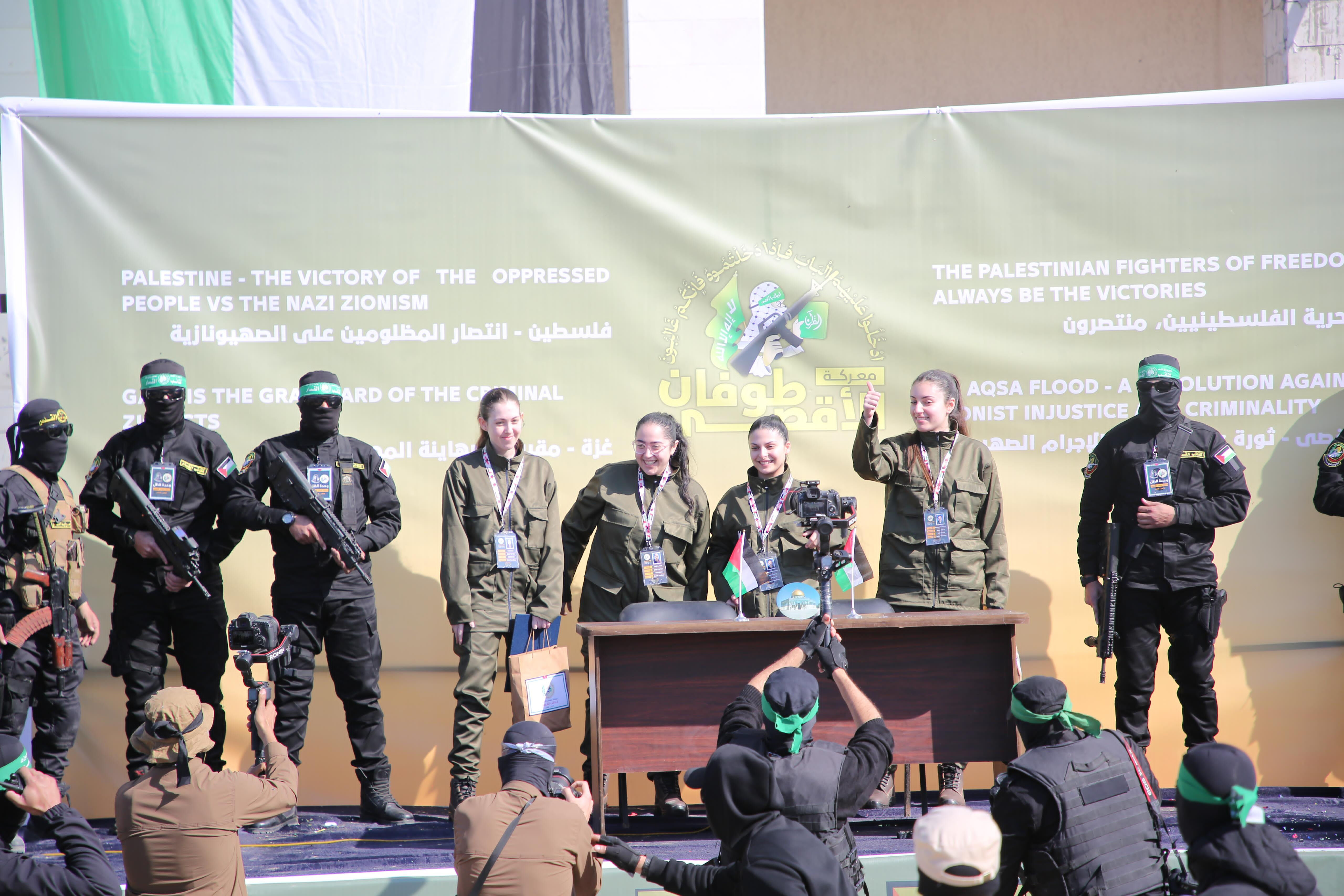 İsrail-Hamas esir takasının 2’nci ayağı gerçekleşti: 4 kadın asker serbest İsrail-Hamas esir takasının 2’nci ayağı gerçekleşti: 4 kadın asker serbest - 3. Resim