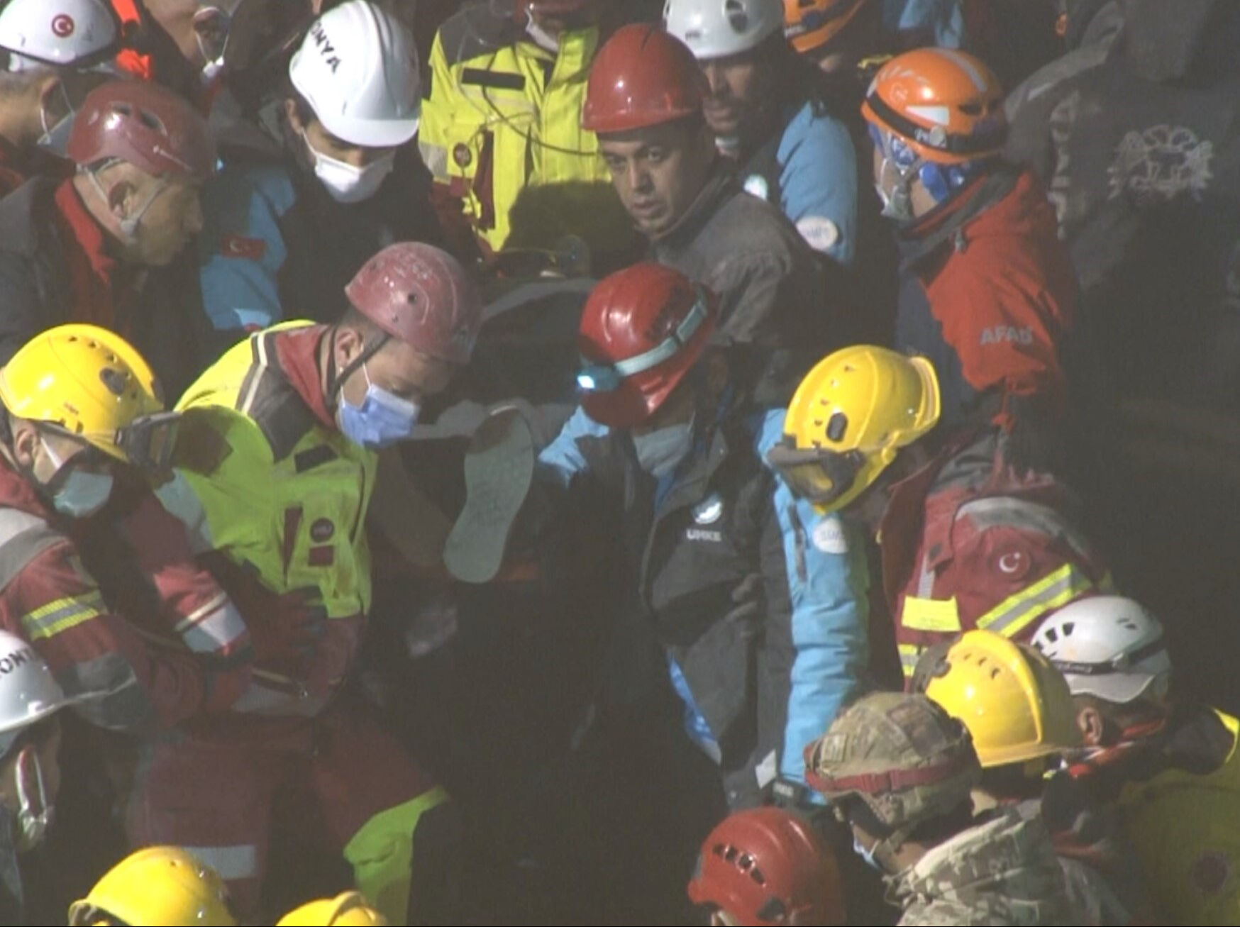 Konya'da enkaz altından saatler sonra kurtarıldı! İlk sözü ise dikkat çekti - 1. Resim