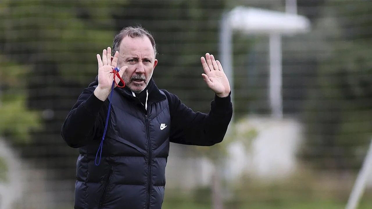 Sergen Yalçın'dan Galatasaray-Fenerbahçe derbi kehaneti! Sergen Yalçın'dan Galatasaray-Fenerbahçe derbi kehaneti! - 1. Resim