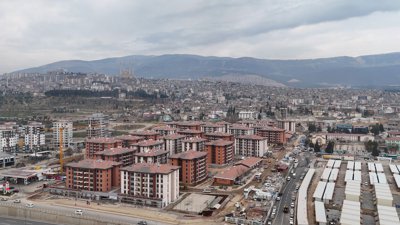 Asrın felaketinin yaraları sarılıyor... İşte şehir şehir teslim edilen ve edilecek konut sayısı - 5. Resim