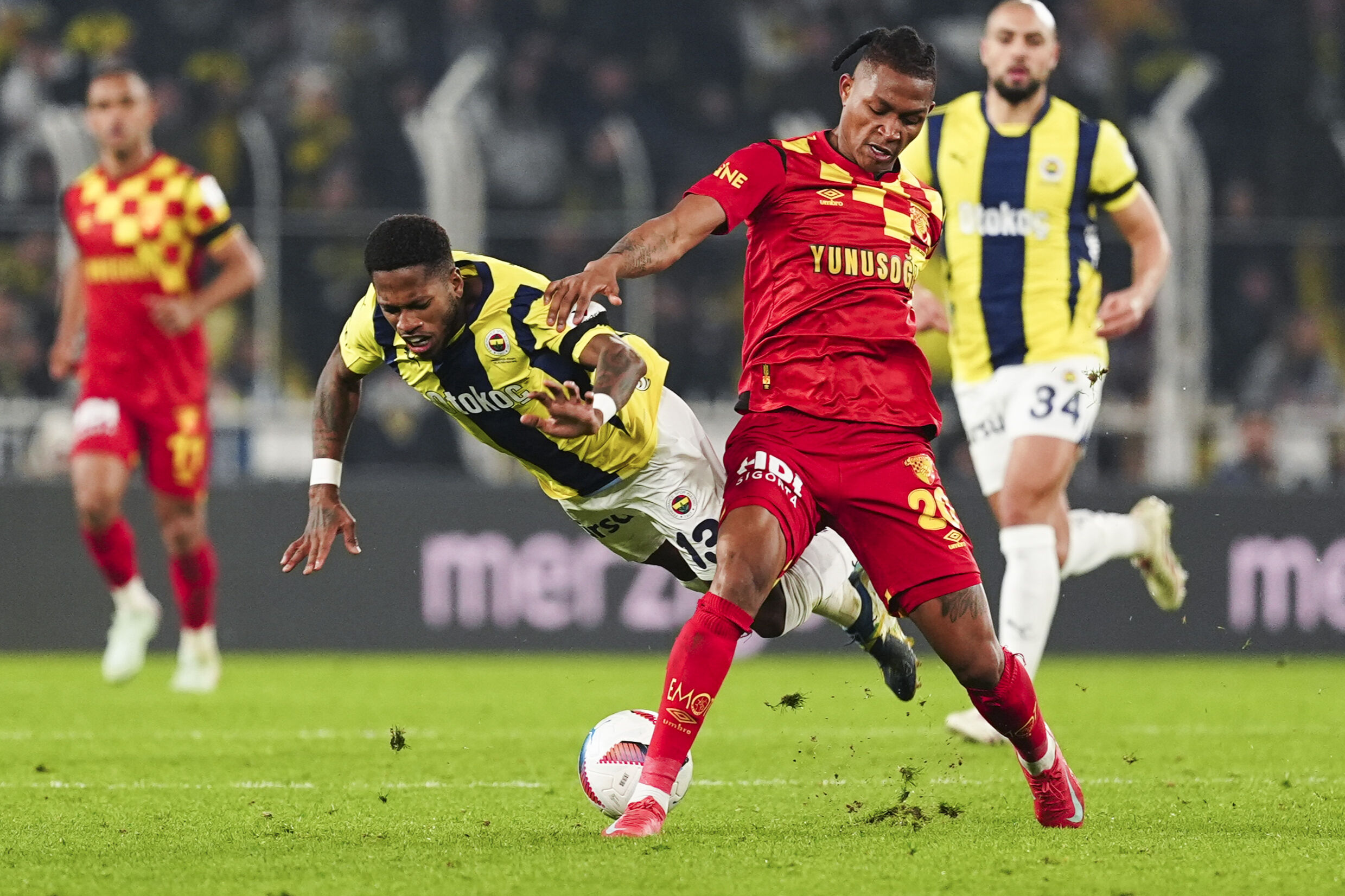 Fenerbahçe 3-2 Göztepe (MAÇ SONUCU - ÖZET) Fenerbahçe 3-2 Göztepe (MAÇ SONUCU - ÖZET) - 1. Resim