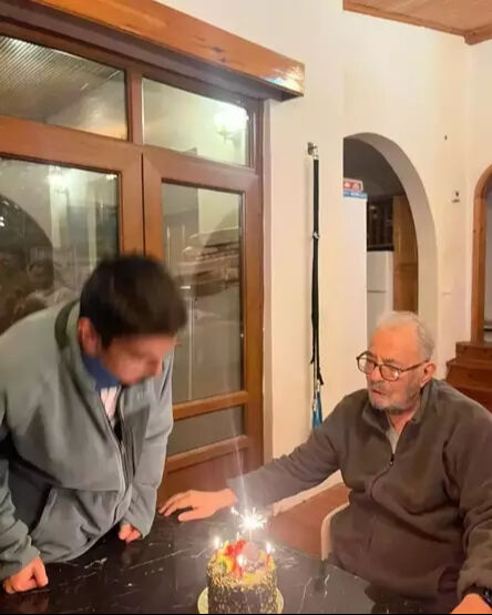 Ferdi Tayfur'un gözlerden uzak büyüttüğü oğlu  dikkat çeken paylaşım - 2. Resim