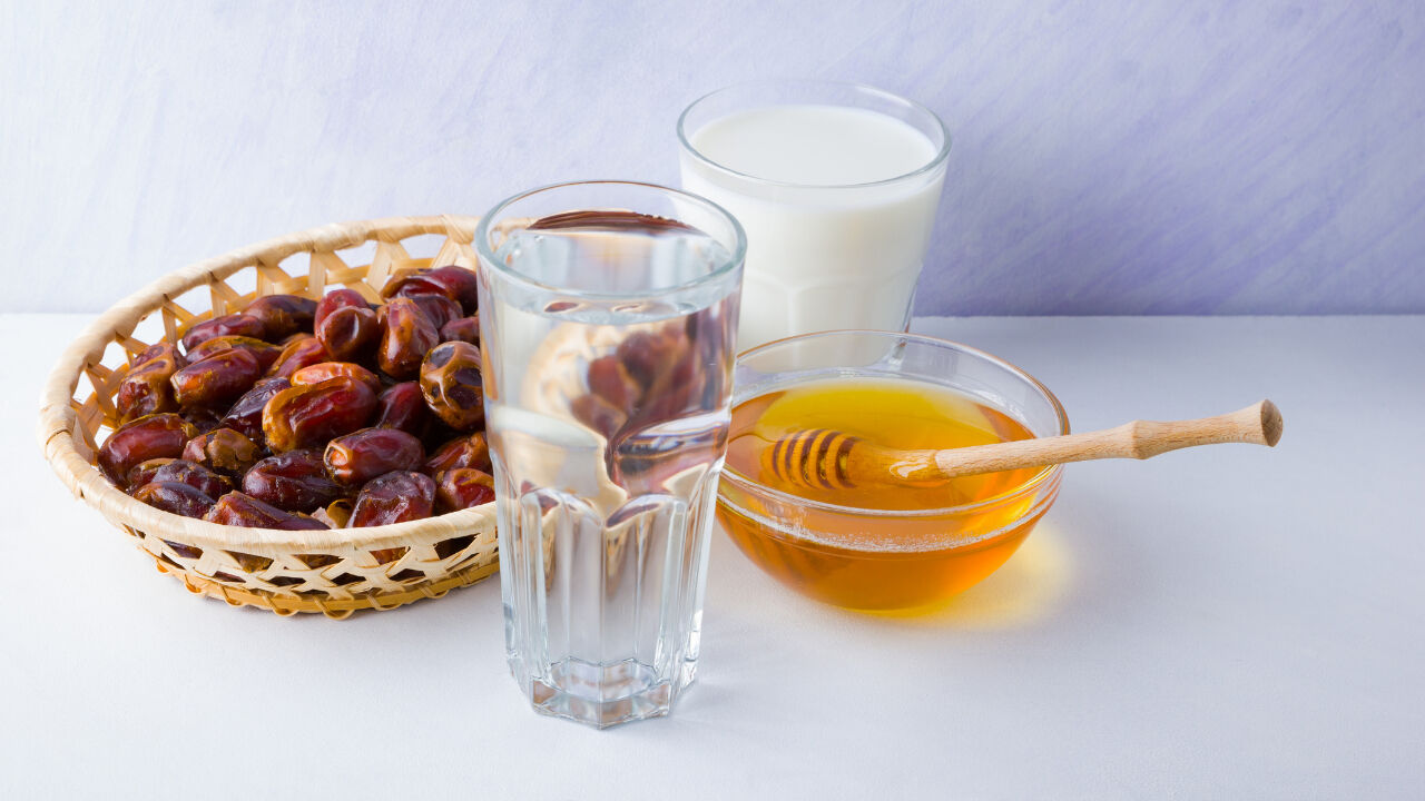 Miraç kandilinde süt içmek sünnet mi? Miraç gecesi neden süt içilir? Miraç kandilinin önemi ve yapılacak ibadetler - 2. Resim