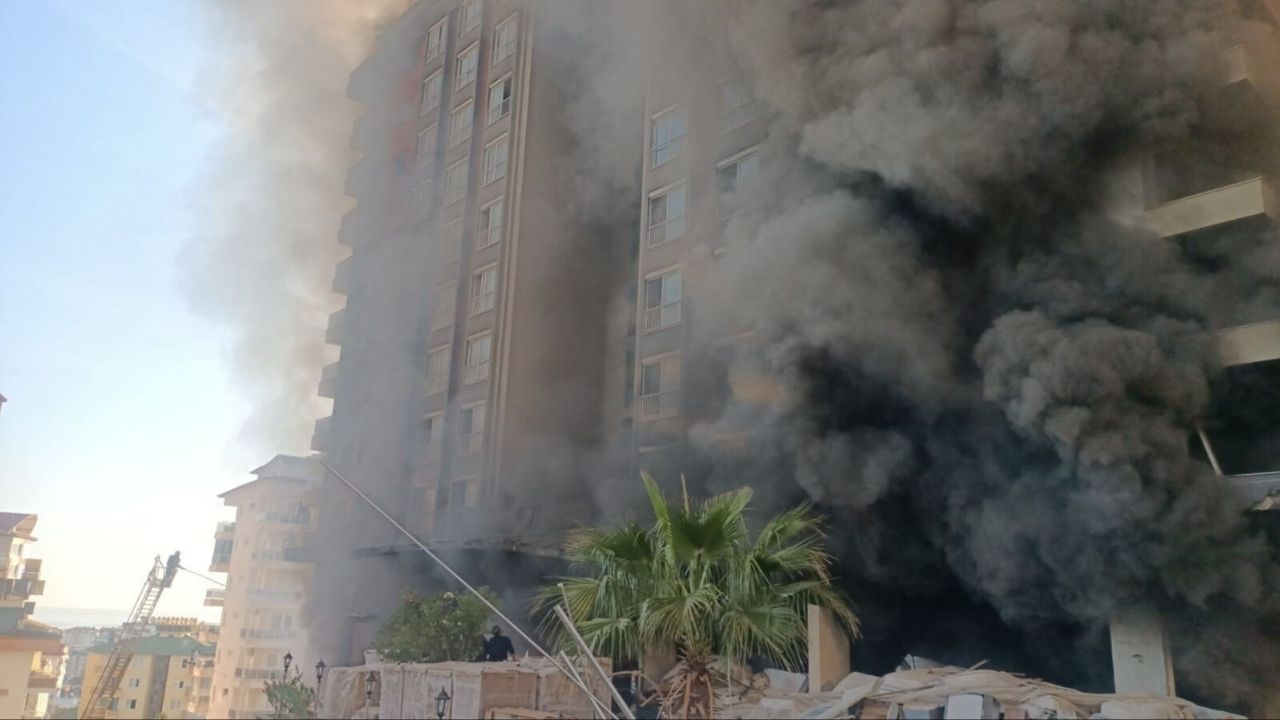 Alanya yangında ölen, yaralanan var mı? Alanya yangının nedeni merak ediliyor