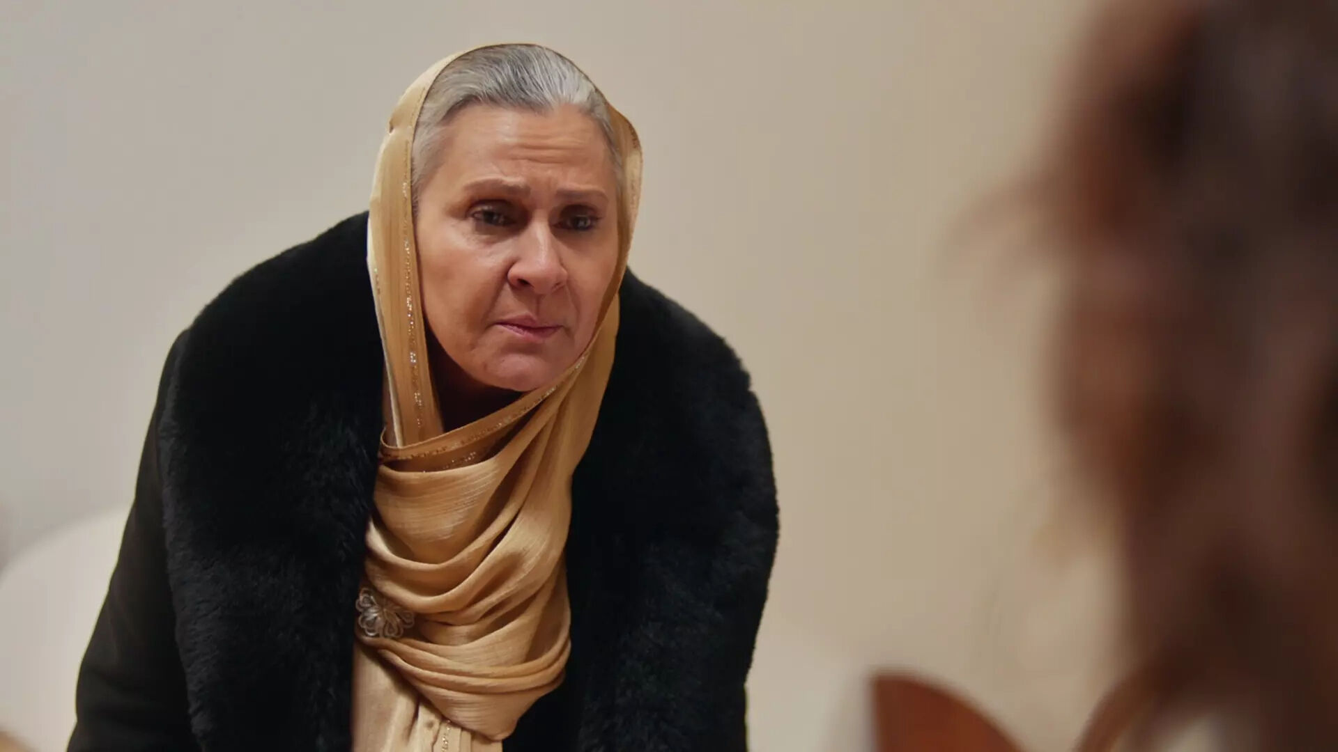 Gonca Cilasun kimdir, nereli, kaç yaşında? Uzak Şehir Sadakat Alabora karakterini canlandırıyor - 4. Resim